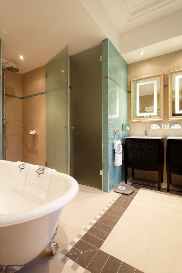 Majestic Apartments Champs Elysees Париж Экстерьер фото